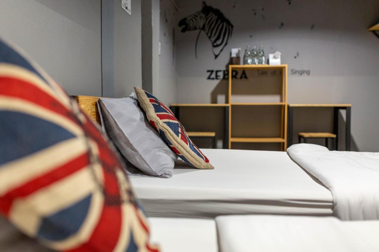 Auberge de jeunesse La Belle Nuit House à Chiang Mai Extérieur photo